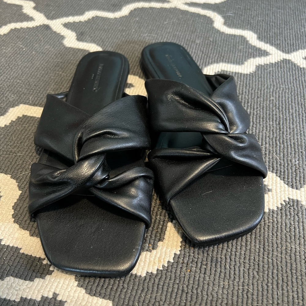 Banana Republic Black Knotted Slide Sandals